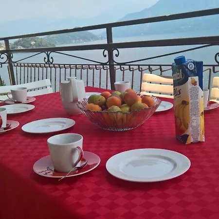 La Terrazza Lake Como * سالا كوماسينا